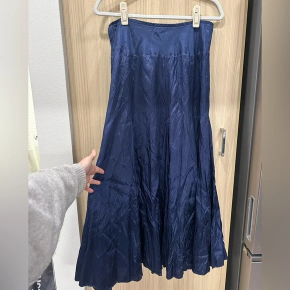 Karen Kane blue maxi skirt - Picture 4 of 4